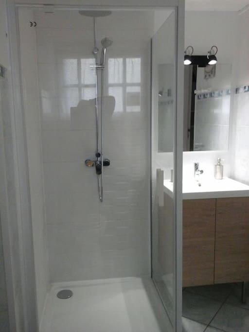 Bienvenue Chez Vous Apartment Honfleur Bagian luar foto